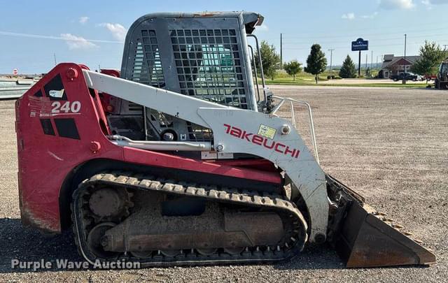 Image of Takeuchi TL240  equipment image 3