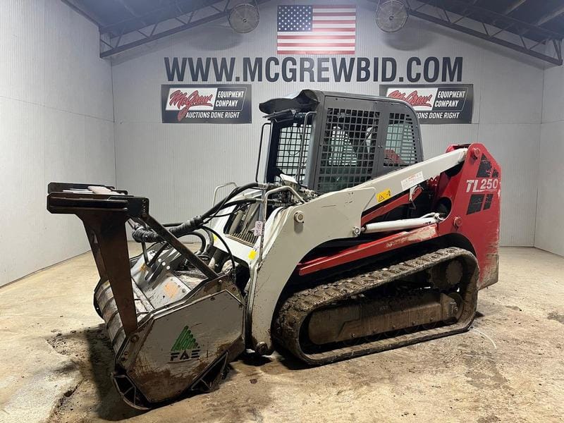 Main image Takeuchi TL250