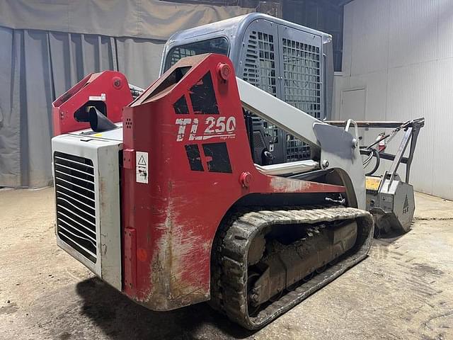 Image of Takeuchi TL250 equipment image 4