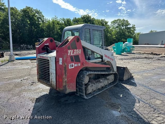 Image of Takeuchi TL250 equipment image 4