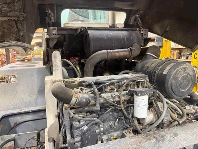 Image of Terex TL210 equipment image 4