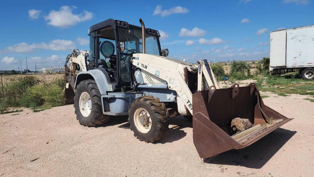 Image of Terex TLB840 Primary image