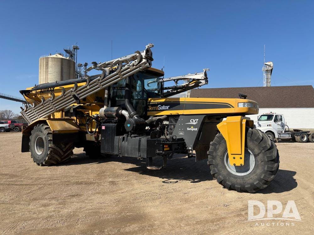 Main image Terra-Gator TG8300