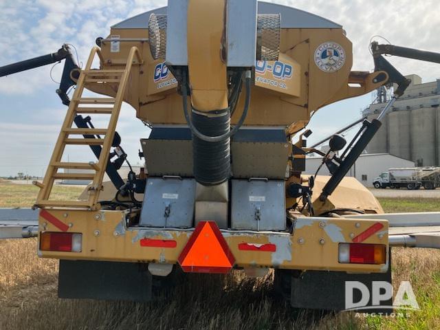 Image of Terra-Gator TG8300 equipment image 3