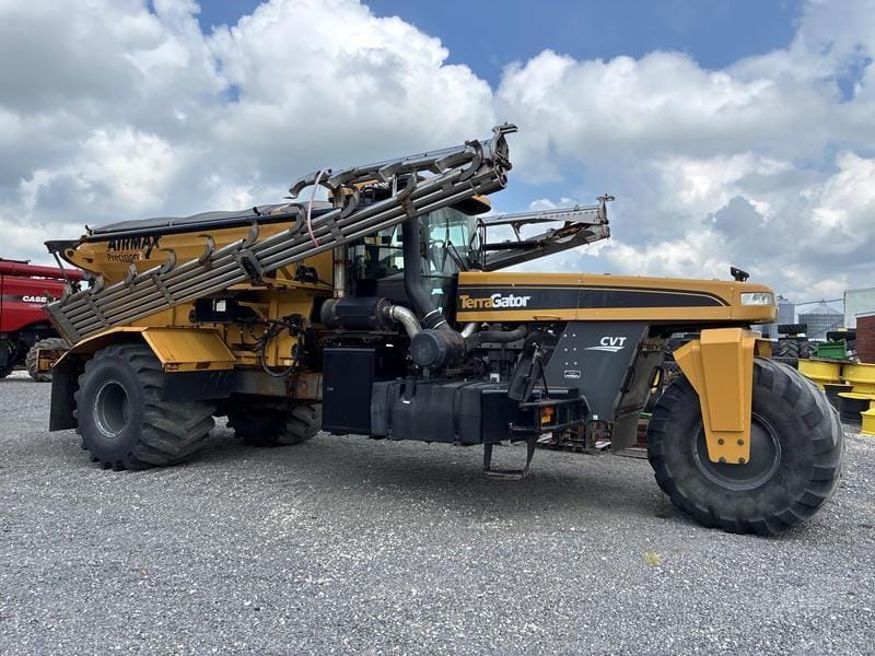 2012 Terra-Gator TG8300 Equipment Image0