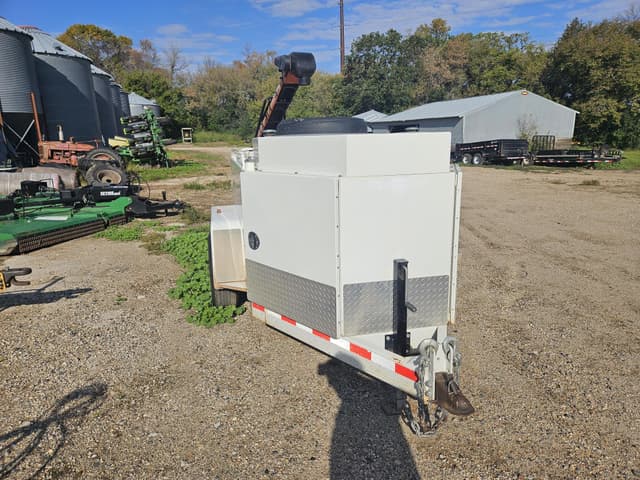 Image of Thunder Creek ADT750 equipment image 1