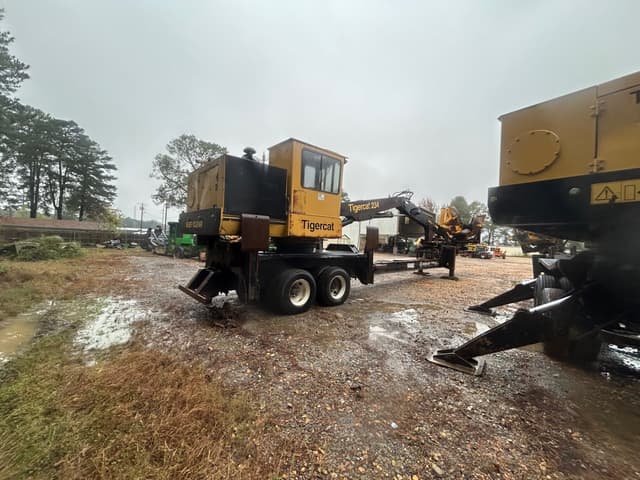 Image of Tigercat 234 equipment image 4