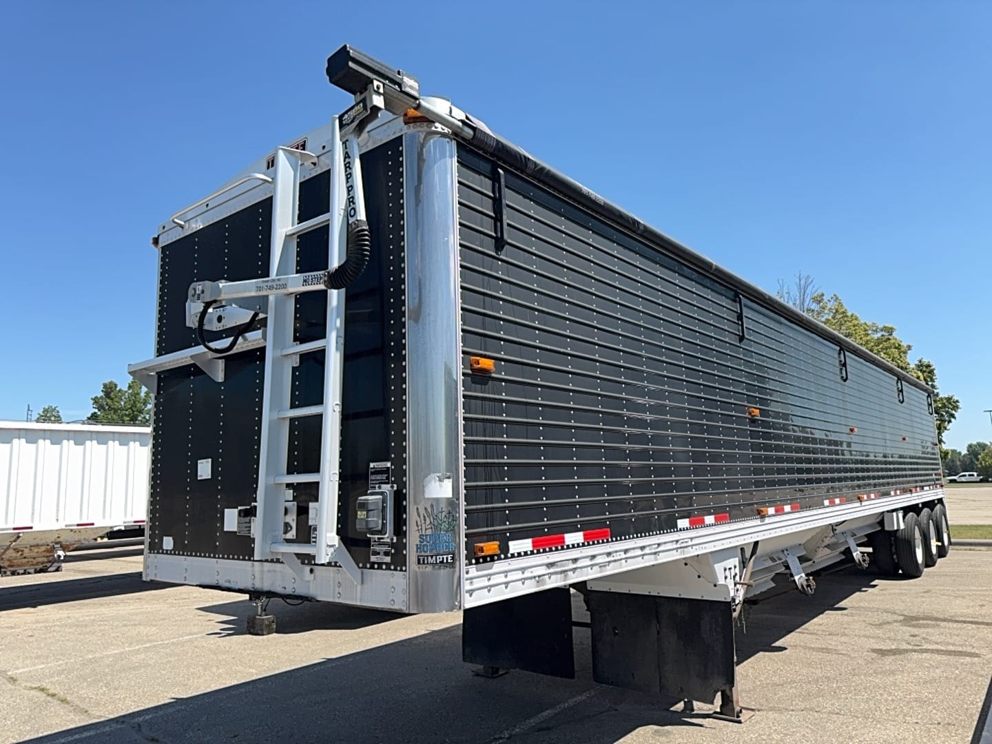 2012 Timpte Super Hopper Equipment Image0