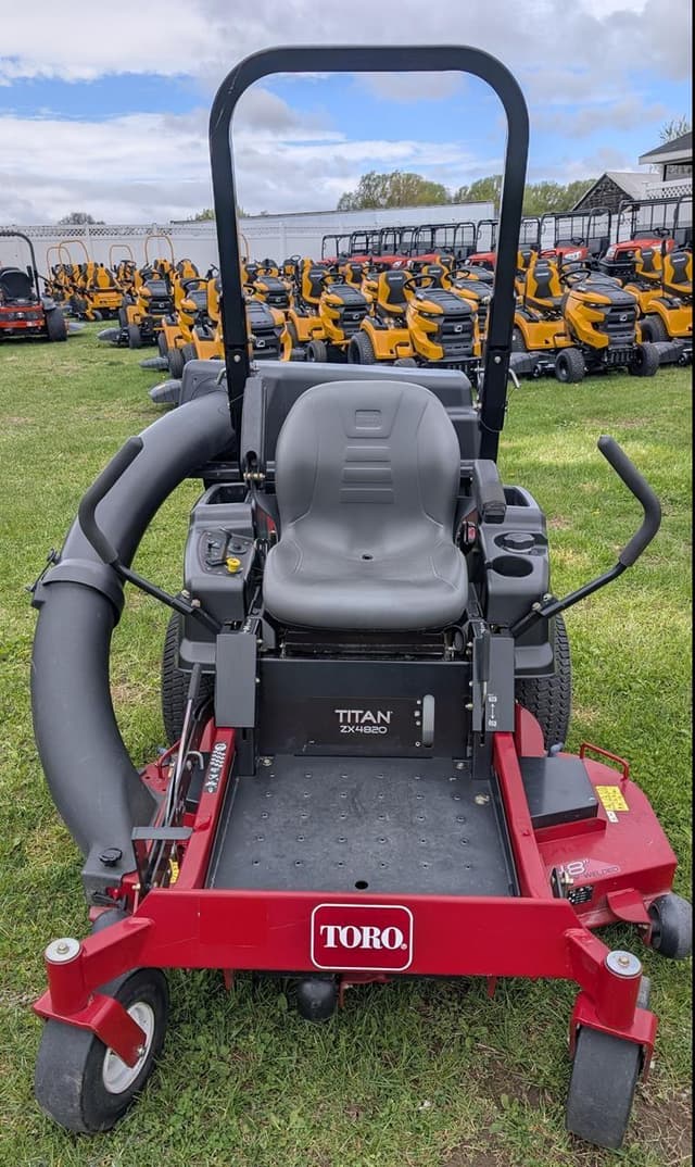 Image of Toro Titan ZX4820 equipment image 3