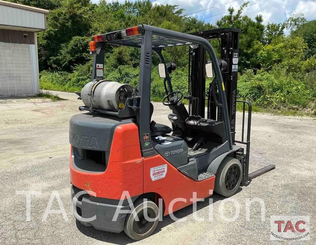 Image of Toyota 8FGCU25 equipment image 4