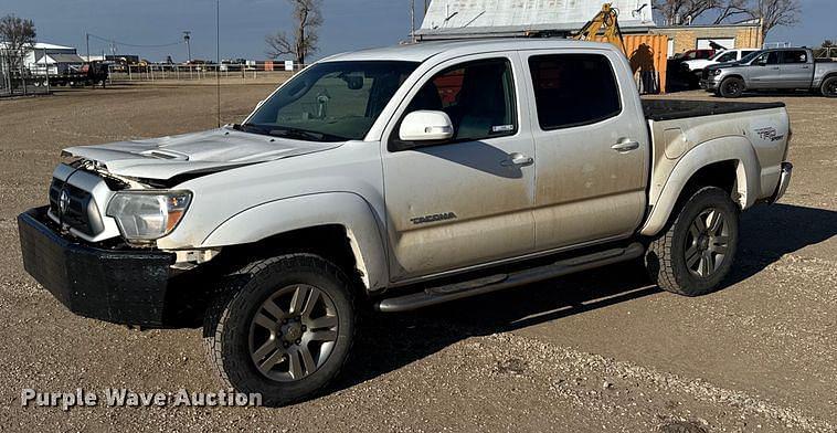 Image of Toyota Tacoma Primary image