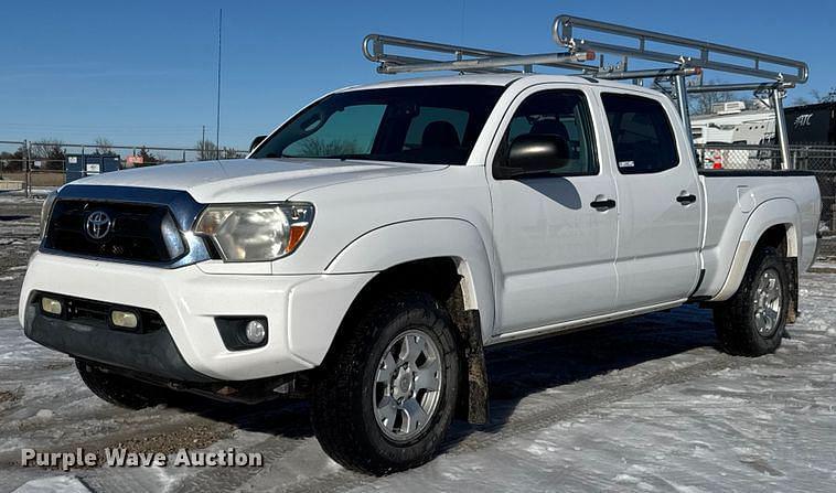 Image of Toyota Tacoma Primary image