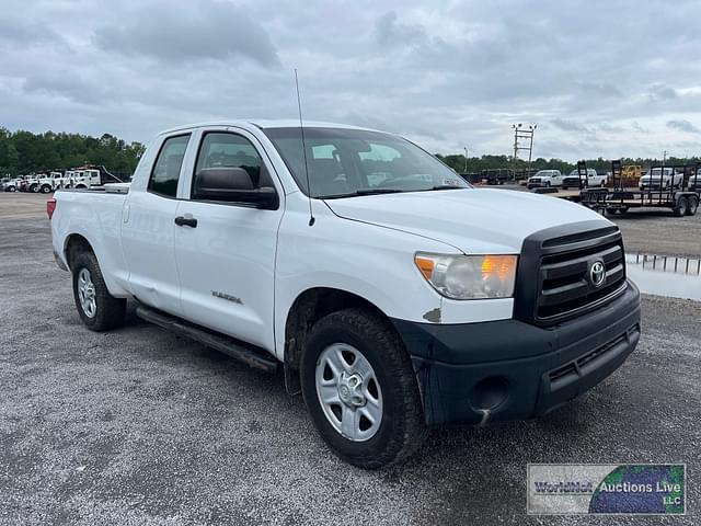 Image of Toyota Tundra equipment image 3