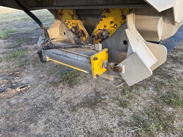 Image of Travis S102 equipment image 4