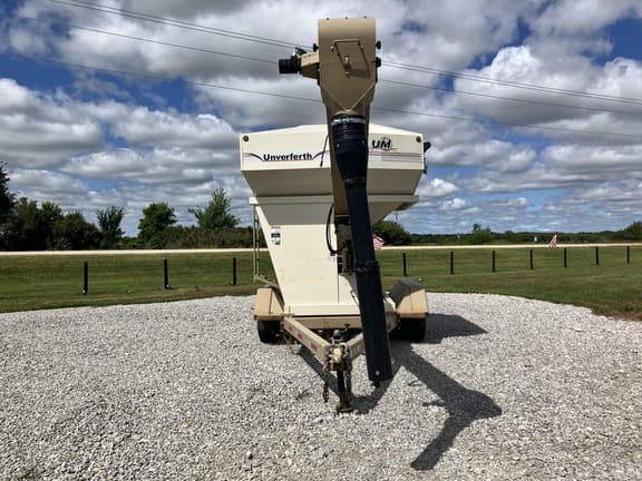 Image of Unverferth Seed Runner 2750 equipment image 1