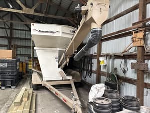 2012 Unverferth 3750 Image