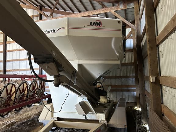 Image of Unverferth 3750XL equipment image 2