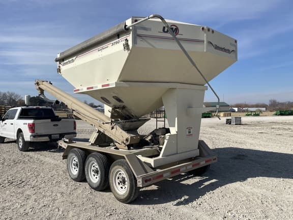 Image of Unverferth 3750XL equipment image 2