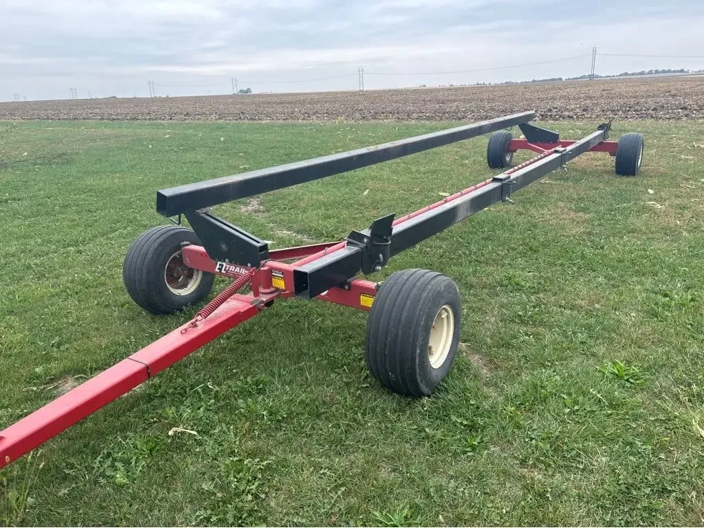 2012 E-Z Trail 880 Equipment Image0