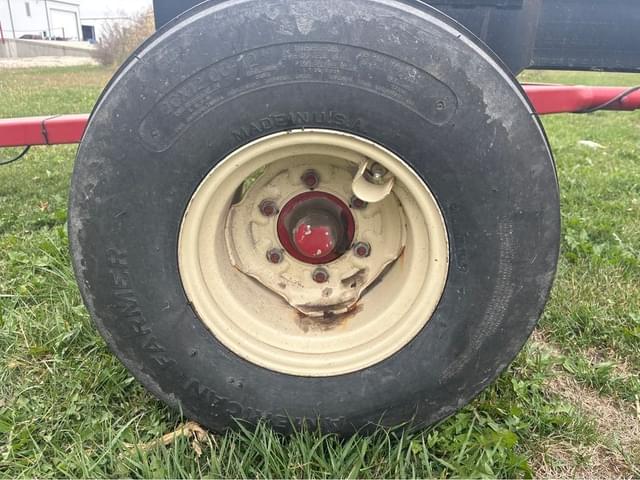 Image of E-Z Trail 880 equipment image 3