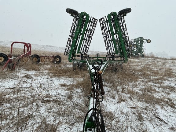 2012 Unverferth 165 Equipment Image0