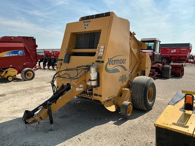 Image of Vermeer 604 Super M equipment image 1