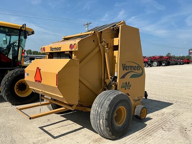 Image of Vermeer 604 Super M equipment image 2
