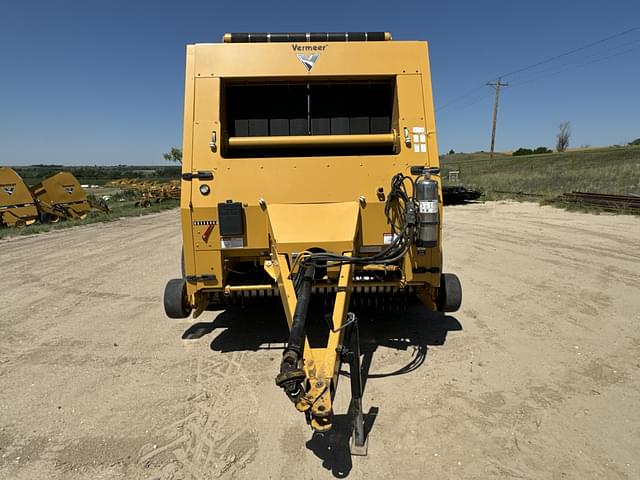Image of Vermeer 605 Super M equipment image 3