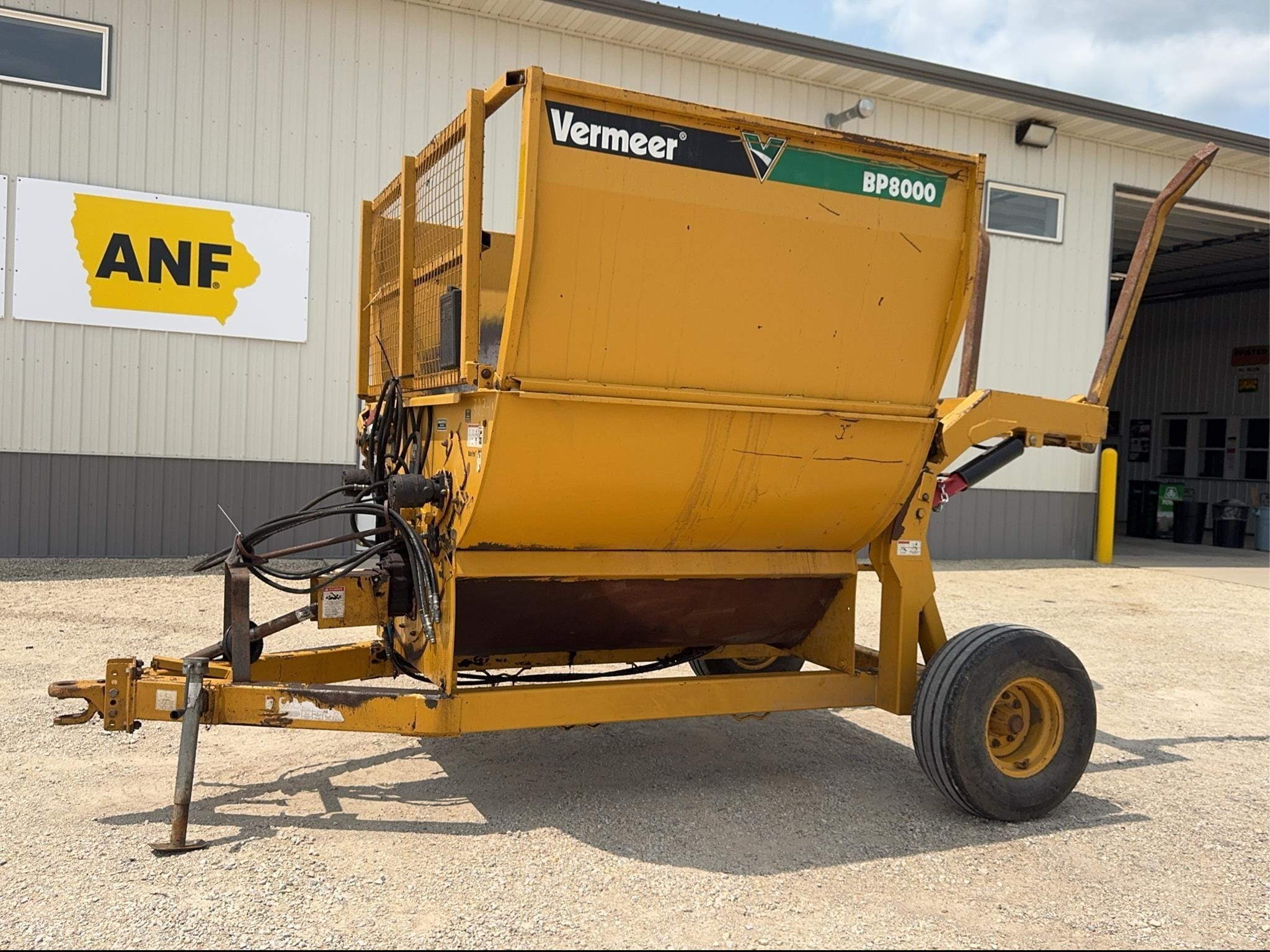 2012 Vermeer BP8000 Equipment Image0