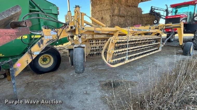 2012 Vermeer R2800 Equipment Image0