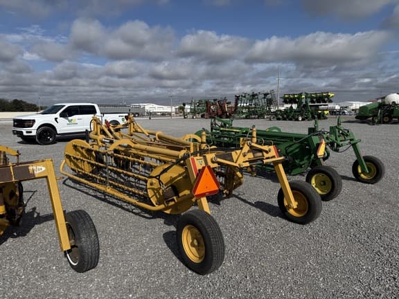 Image of Vermeer R2300 equipment image 2