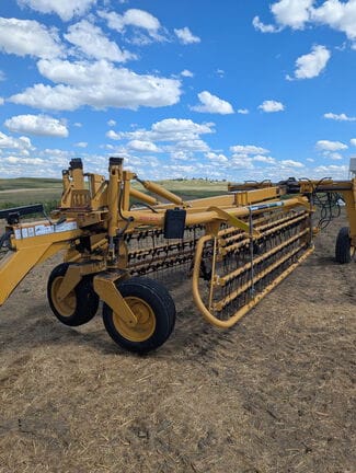 2012 Vermeer R2800 Equipment Image0