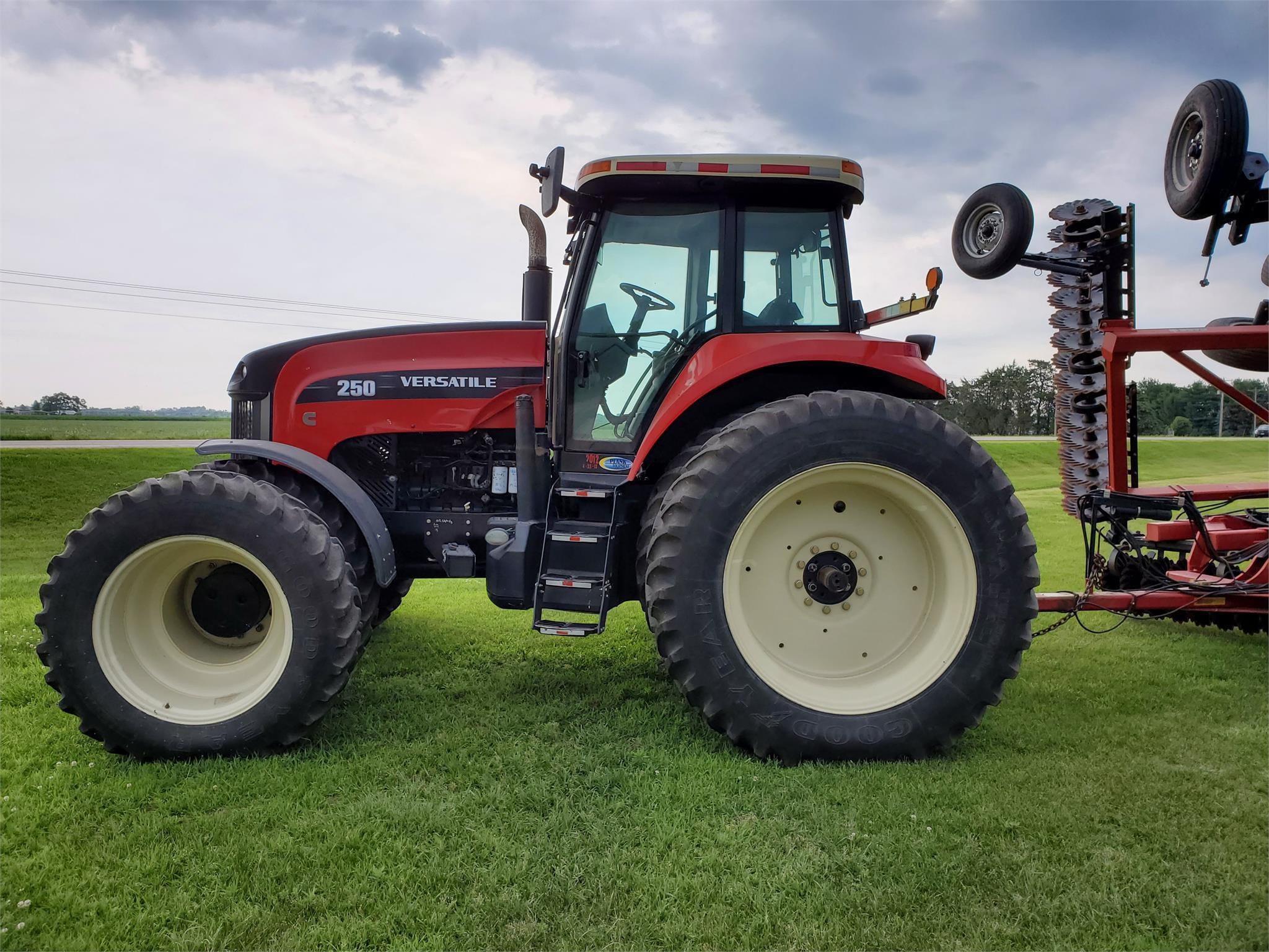 Main image Versatile 250