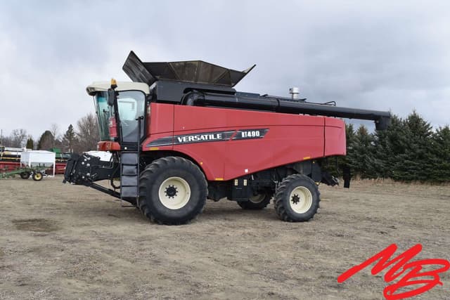 Image of Versatile RT490 equipment image 2