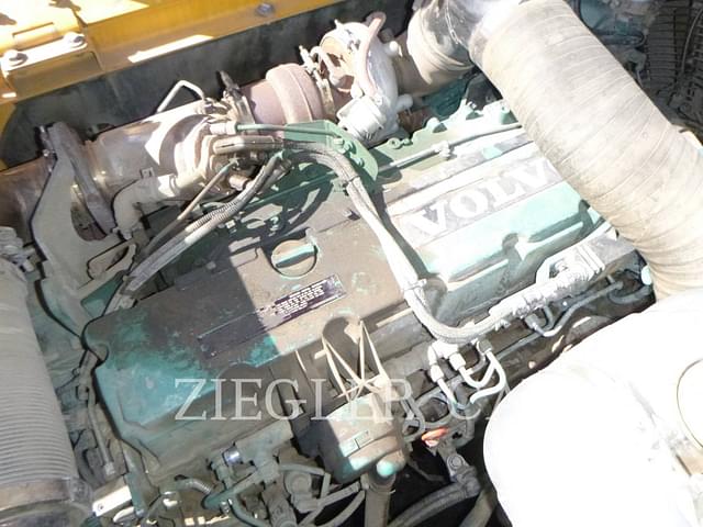 Image of Volvo EC300DL equipment image 2