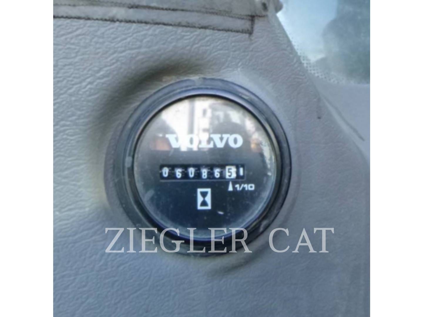 2012 Volvo EC300DL Equipment Image0