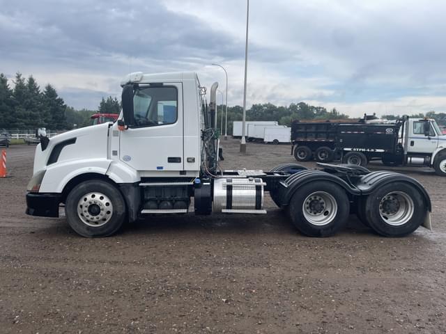 Image of Volvo D13 equipment image 1