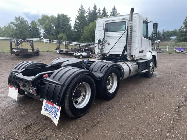 Image of Volvo D13 equipment image 4