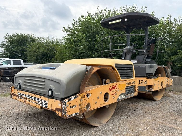 2012 Volvo DD138HF Equipment Image0