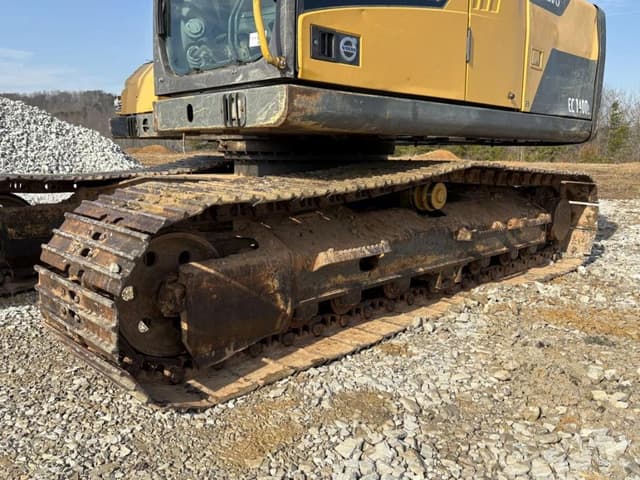 Image of Volvo EC140DL equipment image 4
