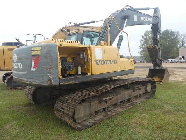 Image of Volvo EC210Cl equipment image 3