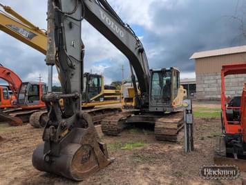 Main image Volvo EC220DL