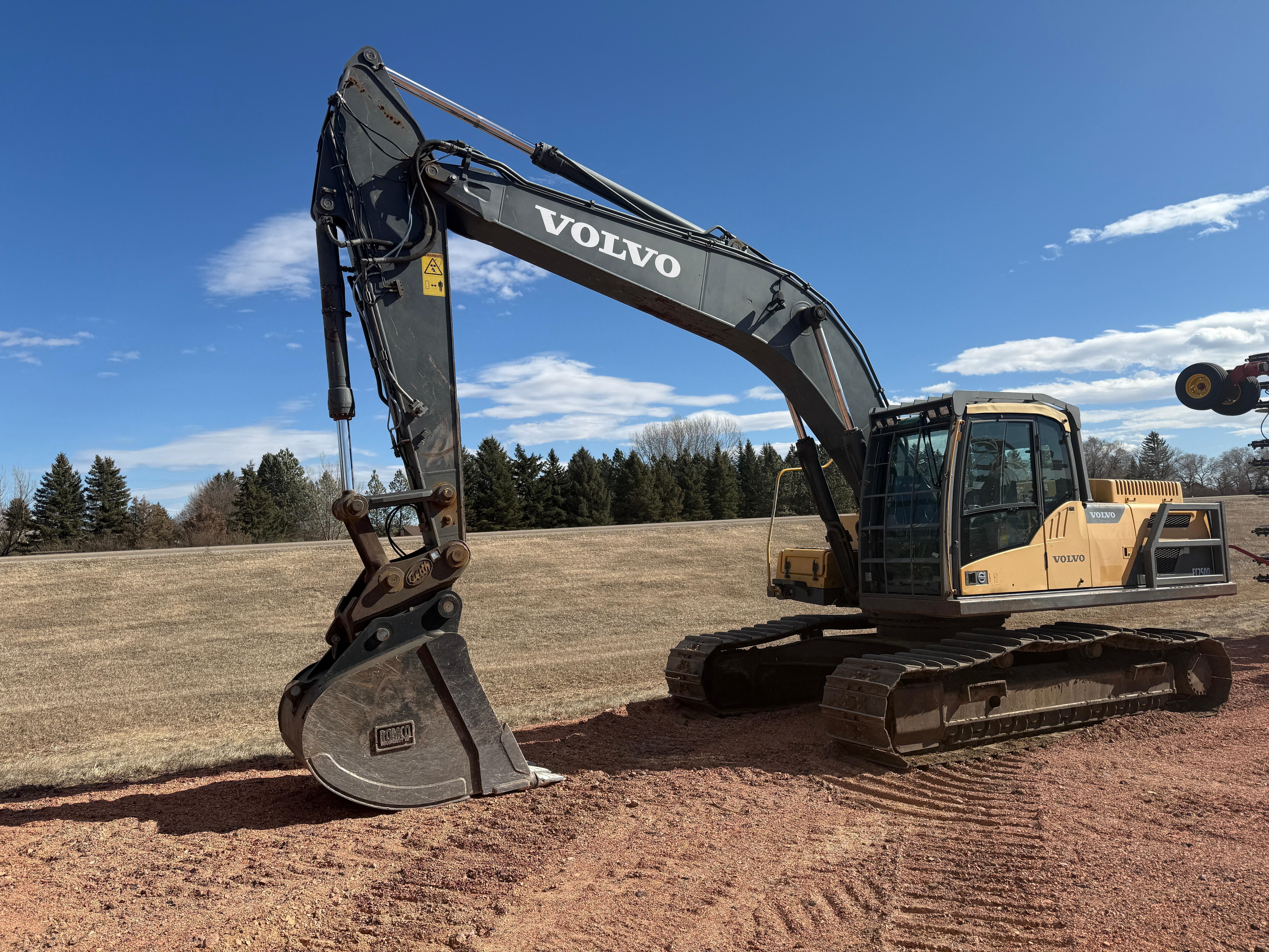 2012 Volvo EC250DL Equipment Image0