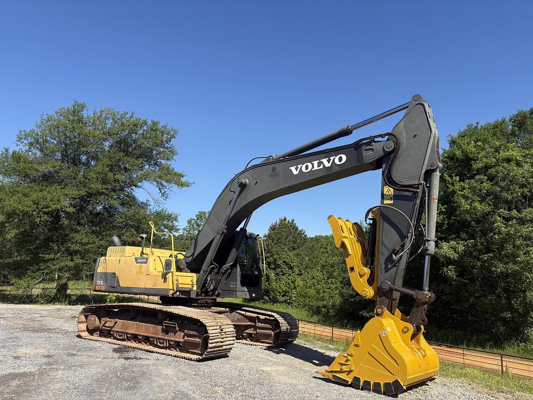 Image of Volvo EC300DL Primary image