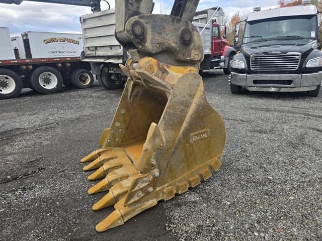 Image of Volvo EC300DL equipment image 2