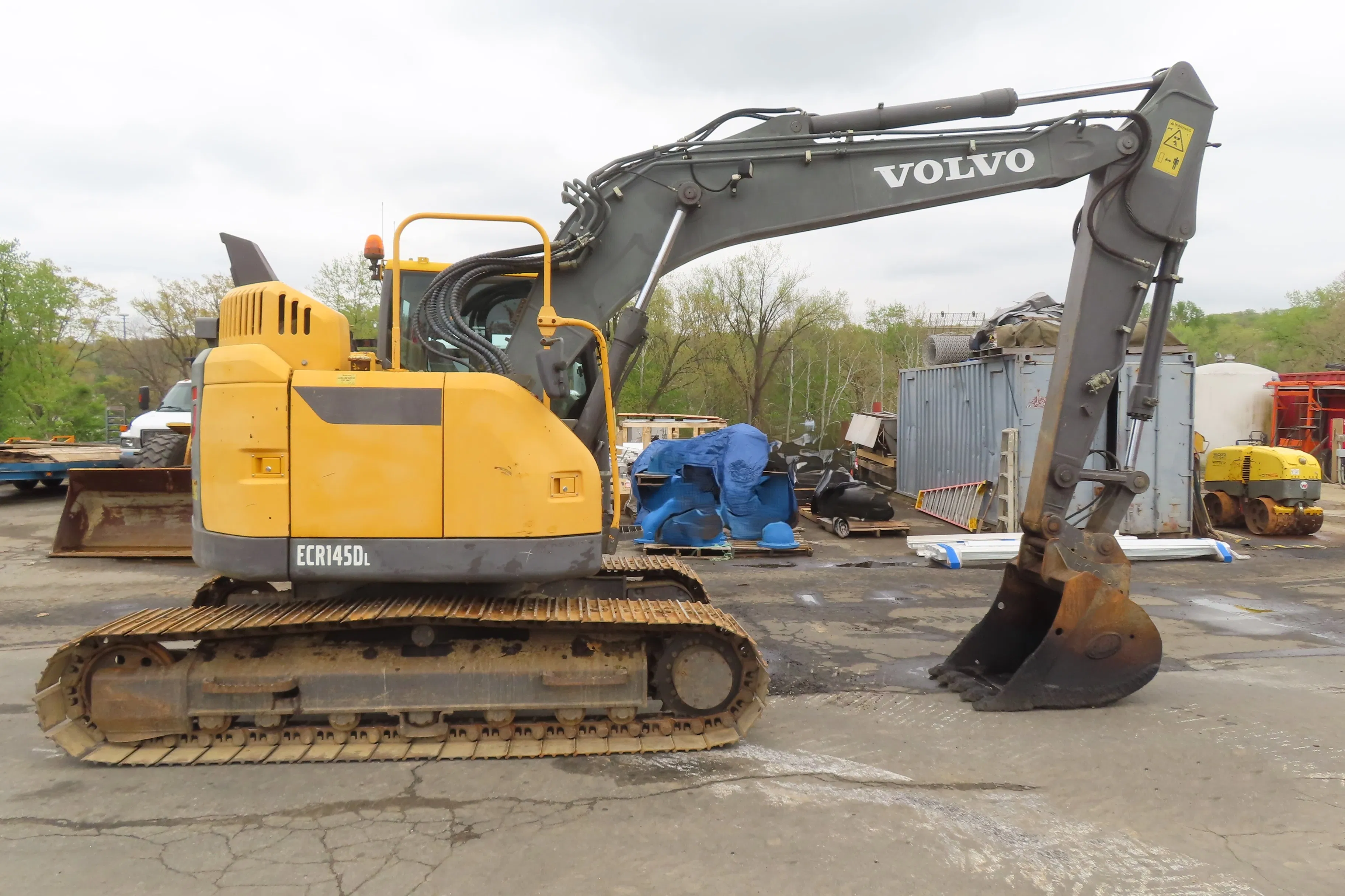 2012 Volvo ECR145DL Equipment Image0