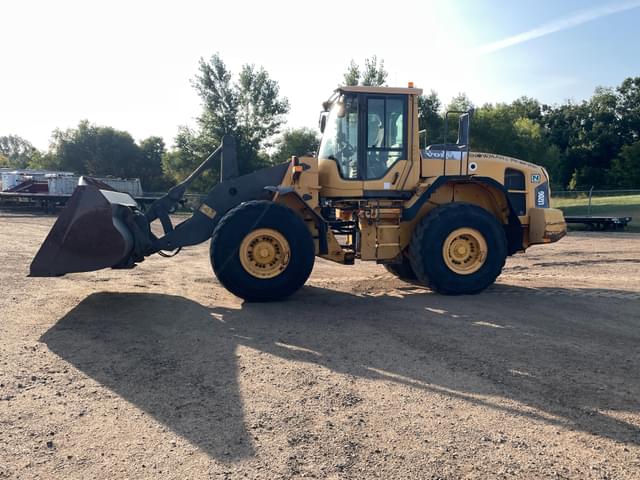 Image of Volvo L120G equipment image 1
