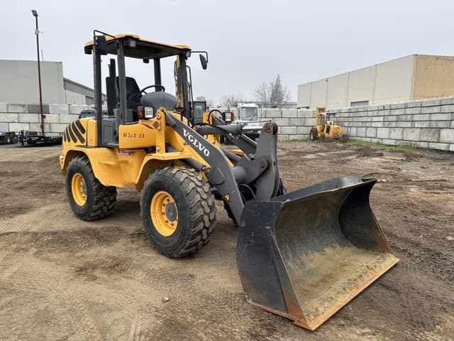 Image of Volvo L30B equipment image 1