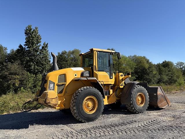 Image of Volvo L70G equipment image 3