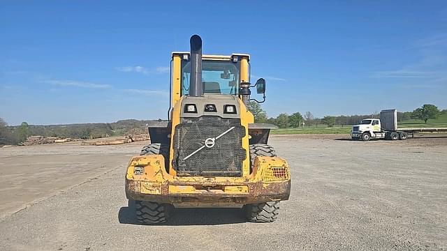 Image of Volvo L70G equipment image 4